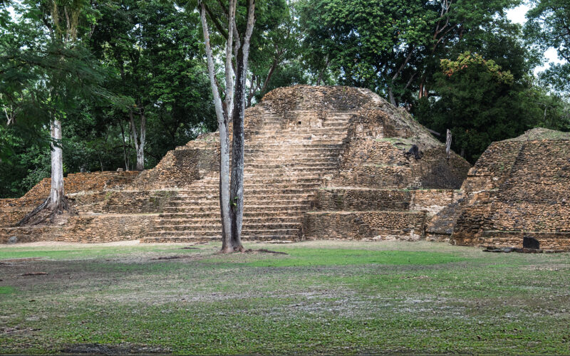 Cahal Pech - Belize